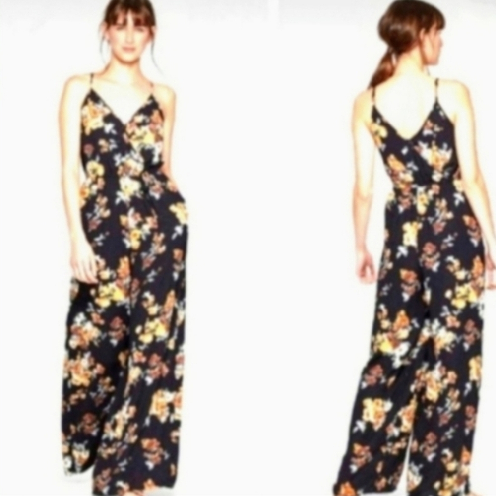 👋 FINAL MARKDOWN CLOSET CLOSINNG WT Spring Navy Blue Floral Jumpsuit Leg Slit